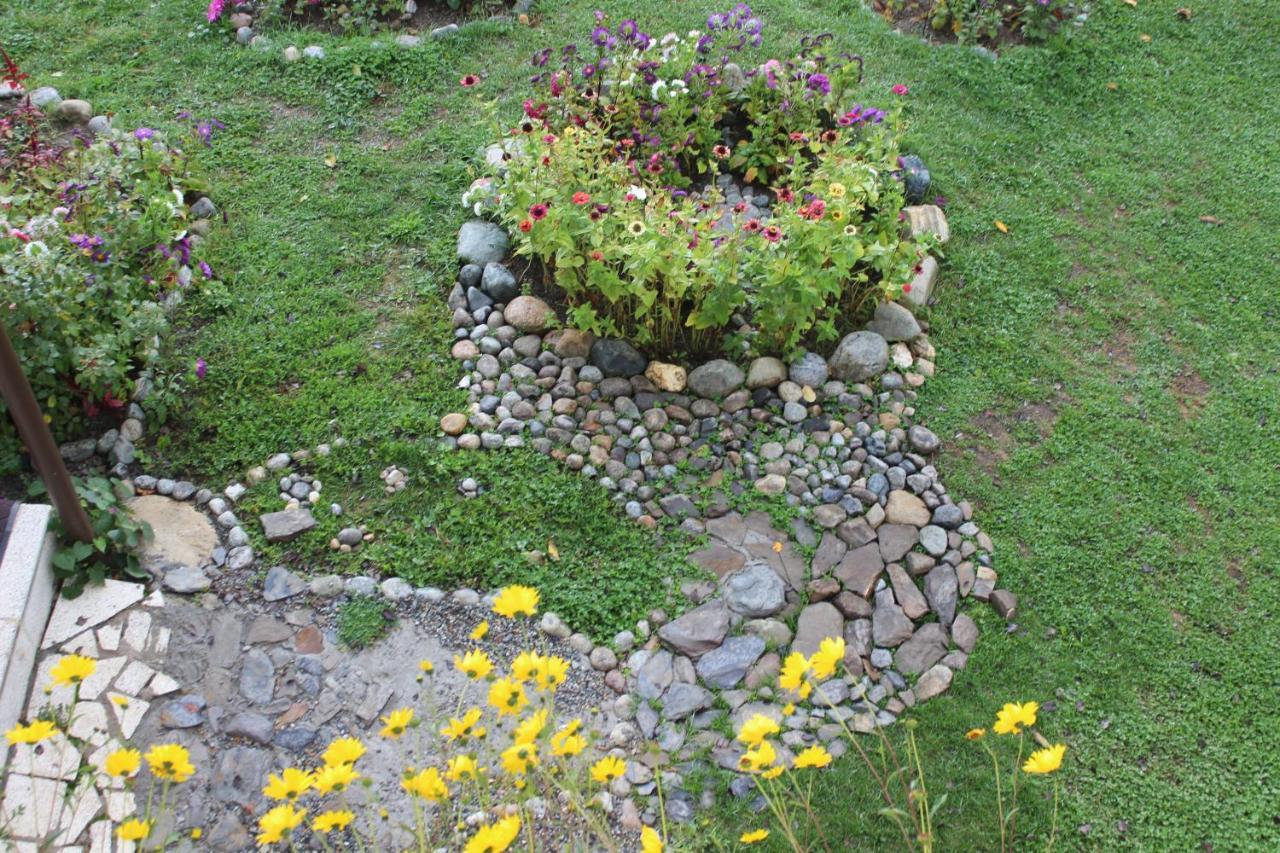 Village House Mestia Exterior foto
